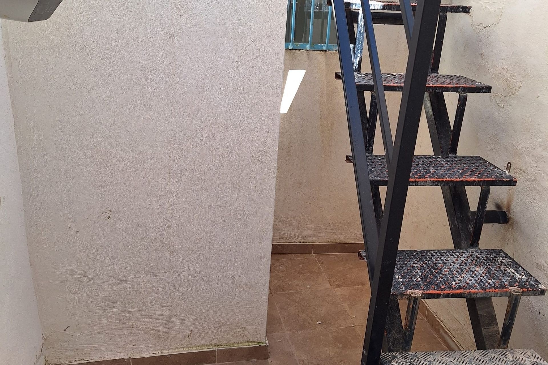 Venta - Casa de pueblo -
SAX