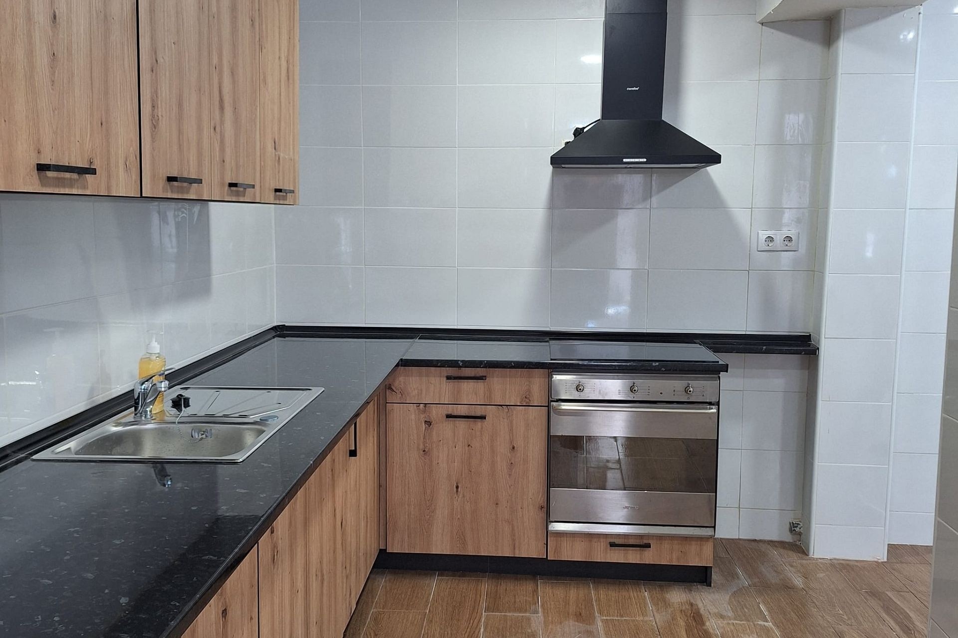 Venta - Casa de pueblo -
SAX