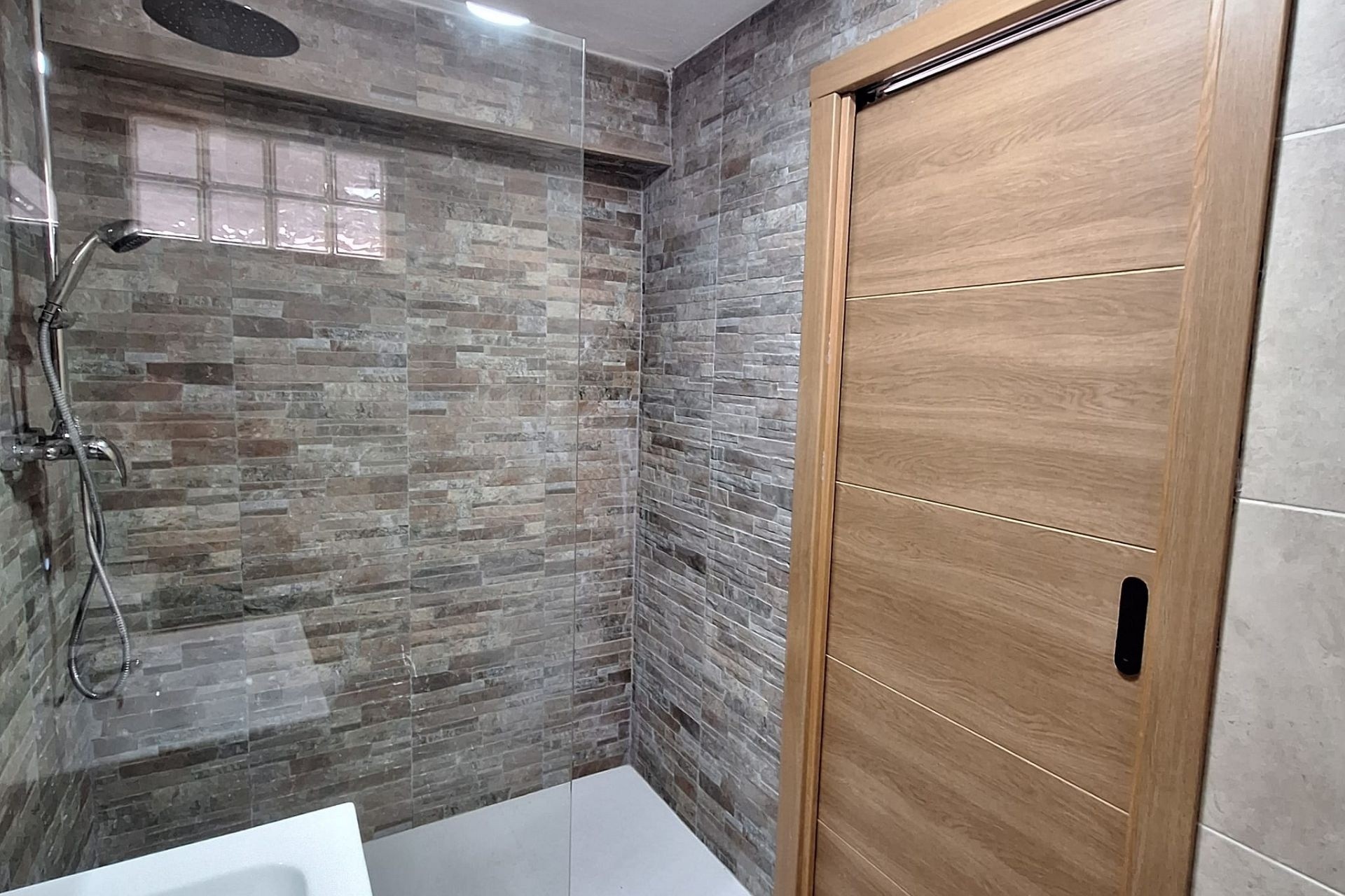 Venta - Casa de pueblo -
SAX