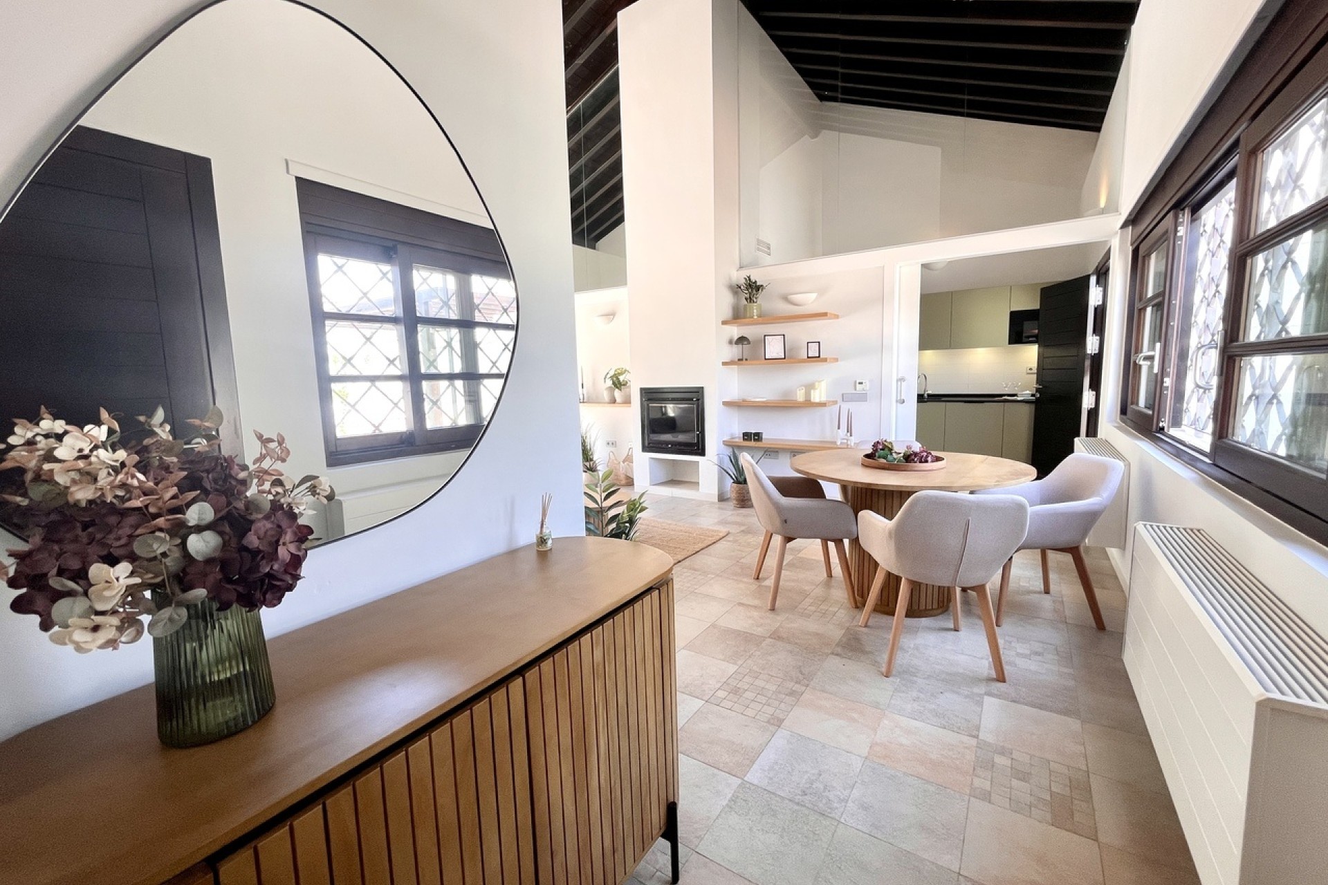 Venta - Casa de pueblo -
Sucina - Inland