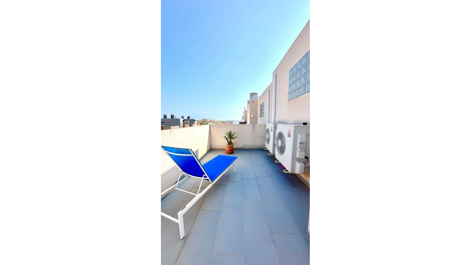 Venta - Casa de pueblo -
Torrevieja - Aguas Nuevas