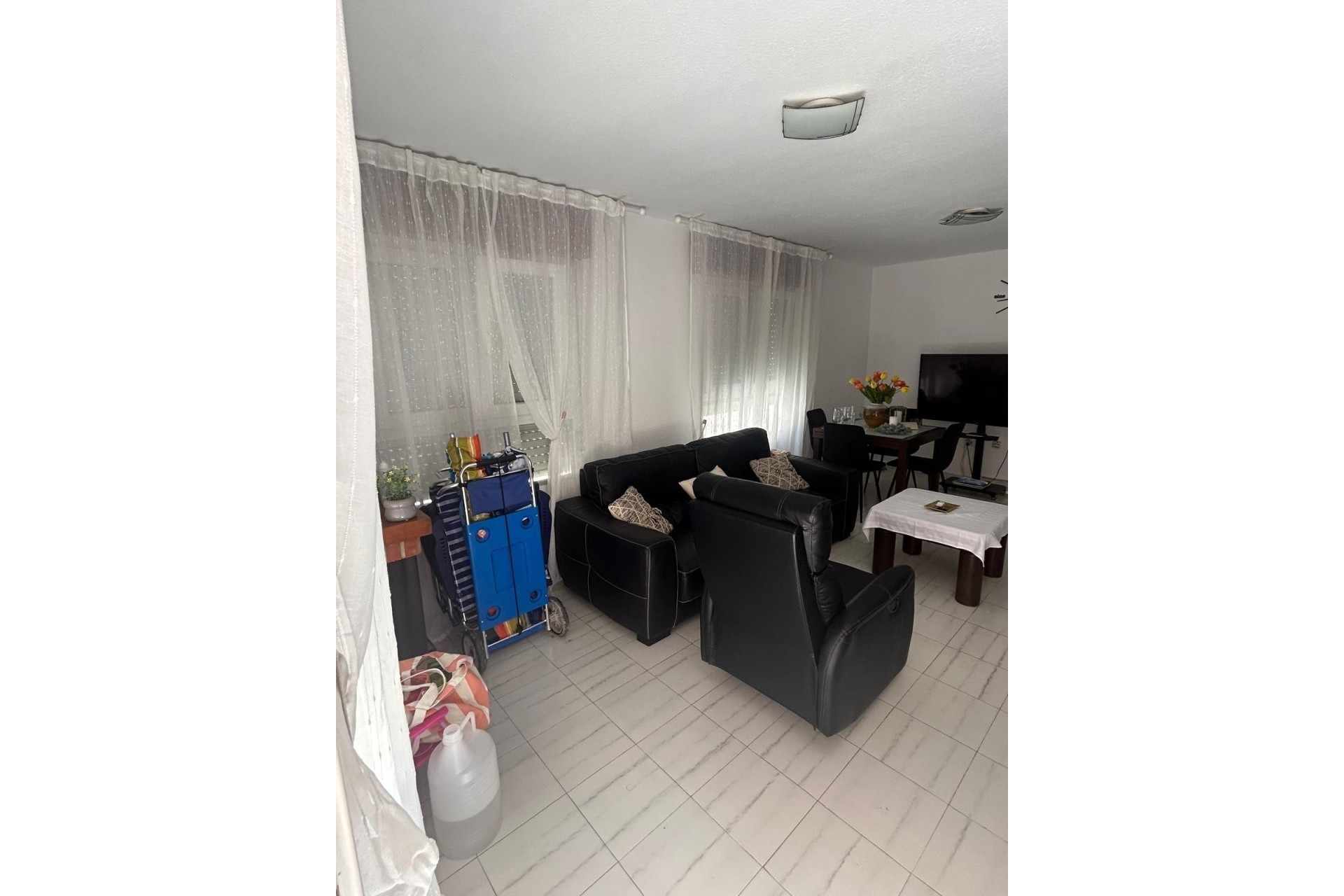 Venta - Casa de pueblo -
Torrevieja - Center
