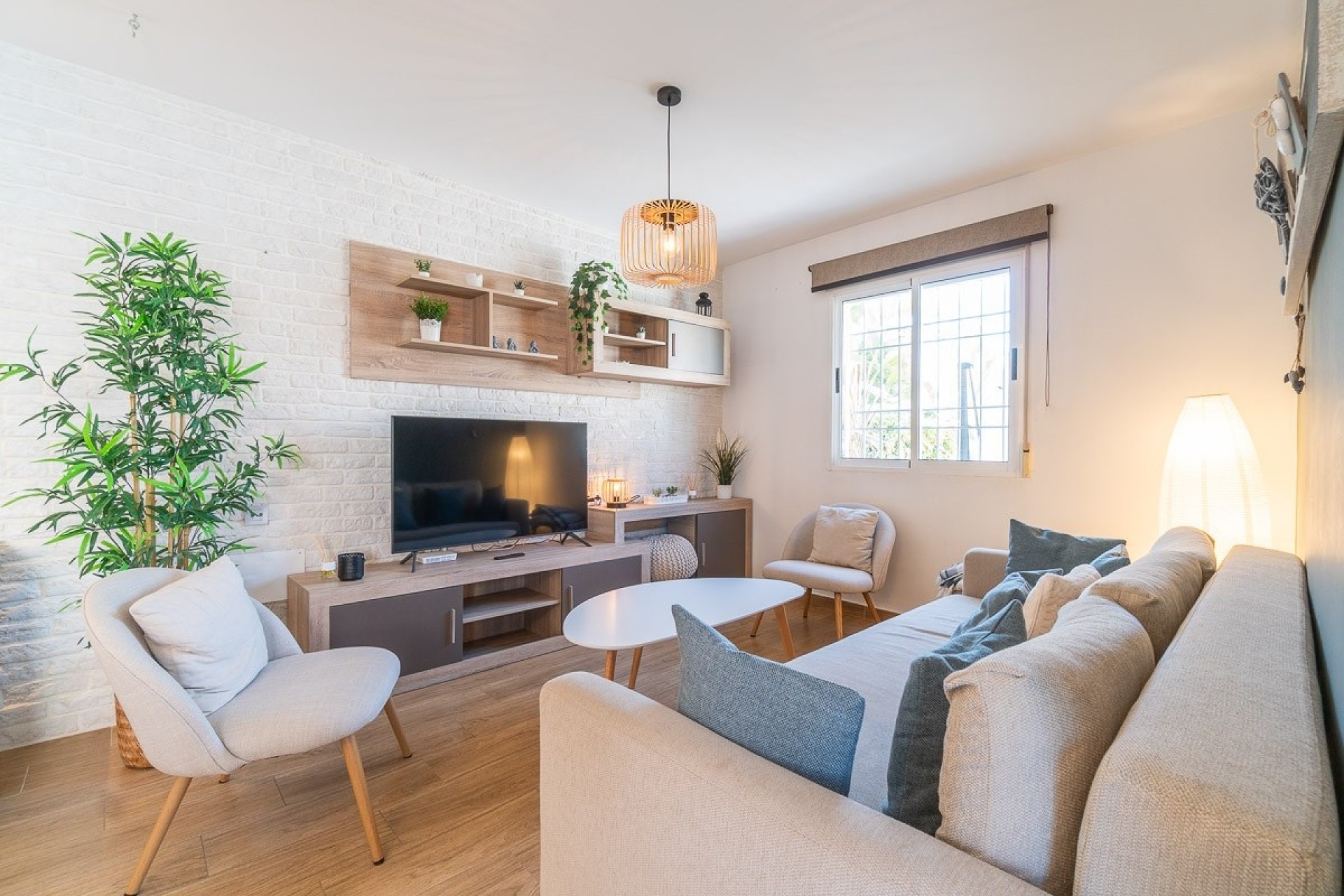 Venta - Casa de pueblo -
Torrevieja - El Limonar