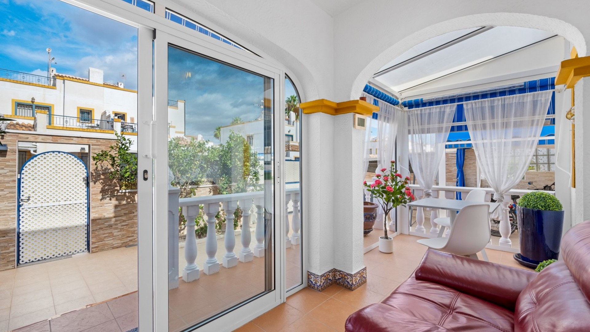 Venta - Casa de pueblo -
Torrevieja - Habaneras