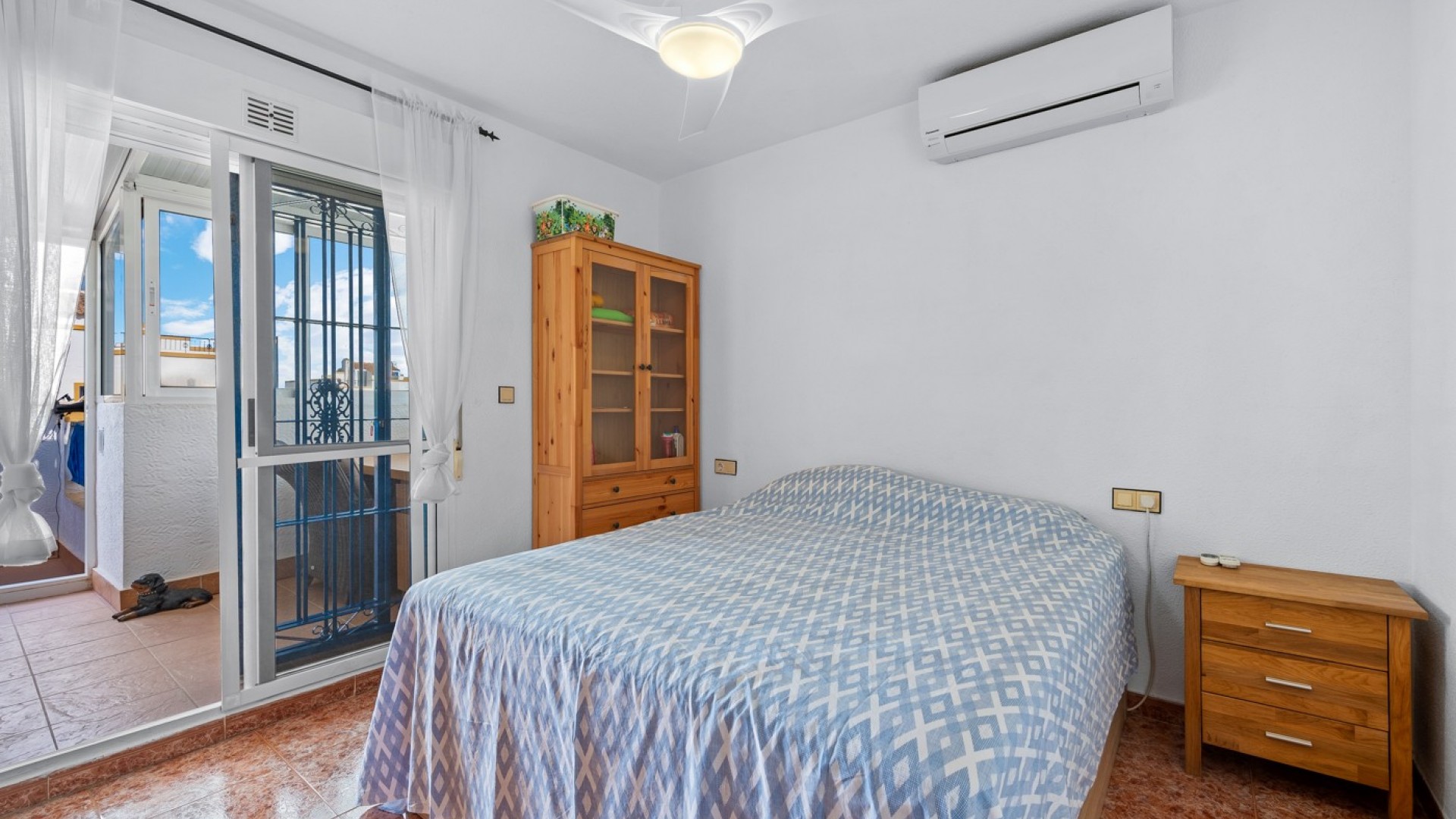 Venta - Casa de pueblo -
Torrevieja - Habaneras