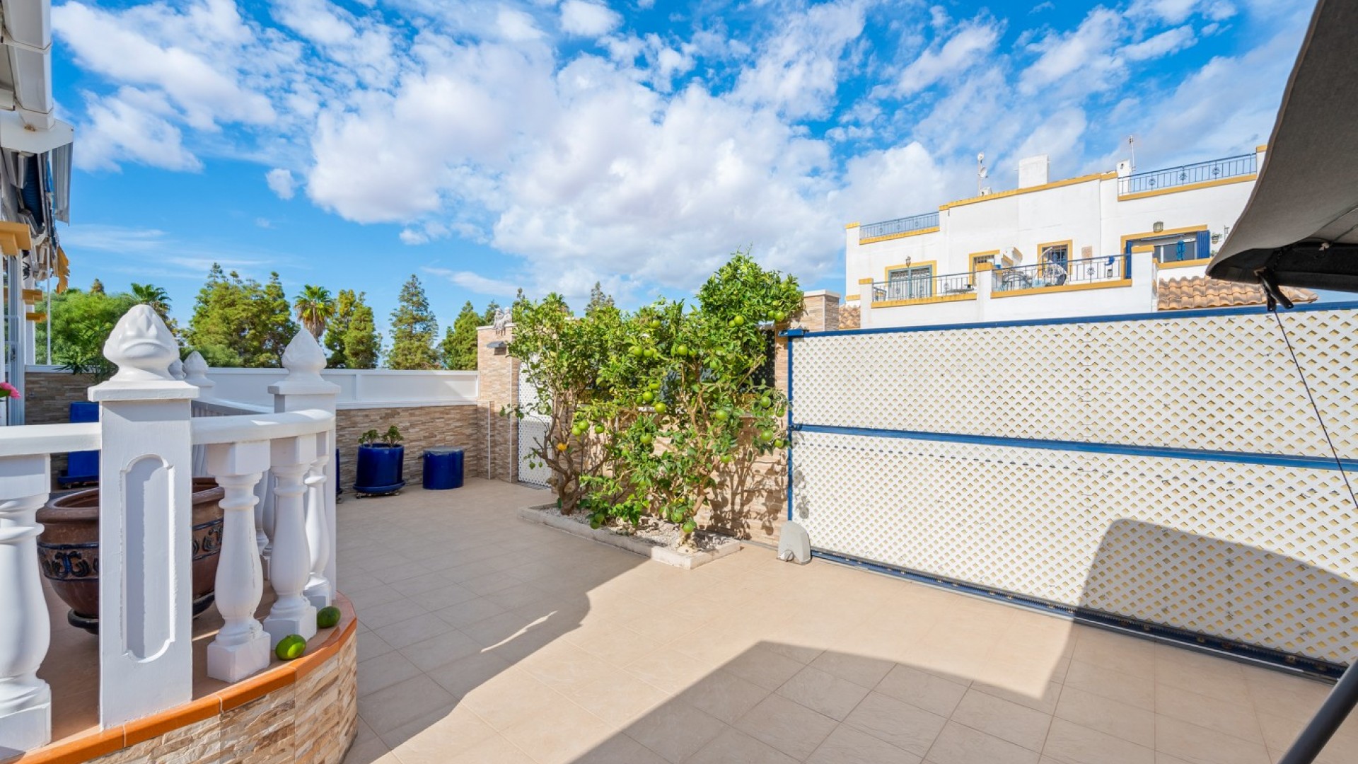 Venta - Casa de pueblo -
Torrevieja - Habaneras