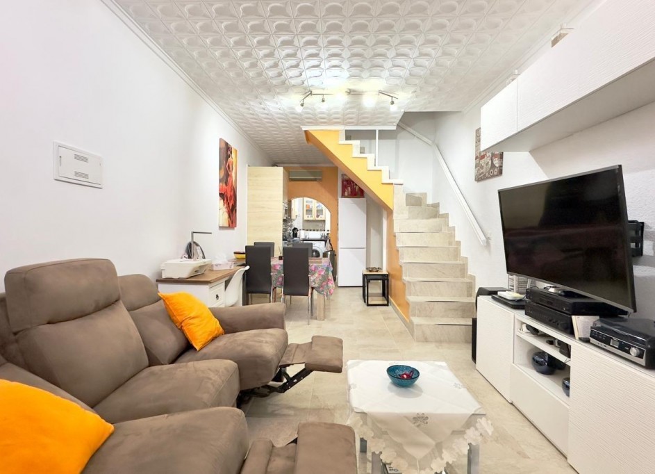 Venta - Casa de pueblo -
Torrevieja - La Siesta - El Salado - Torreta