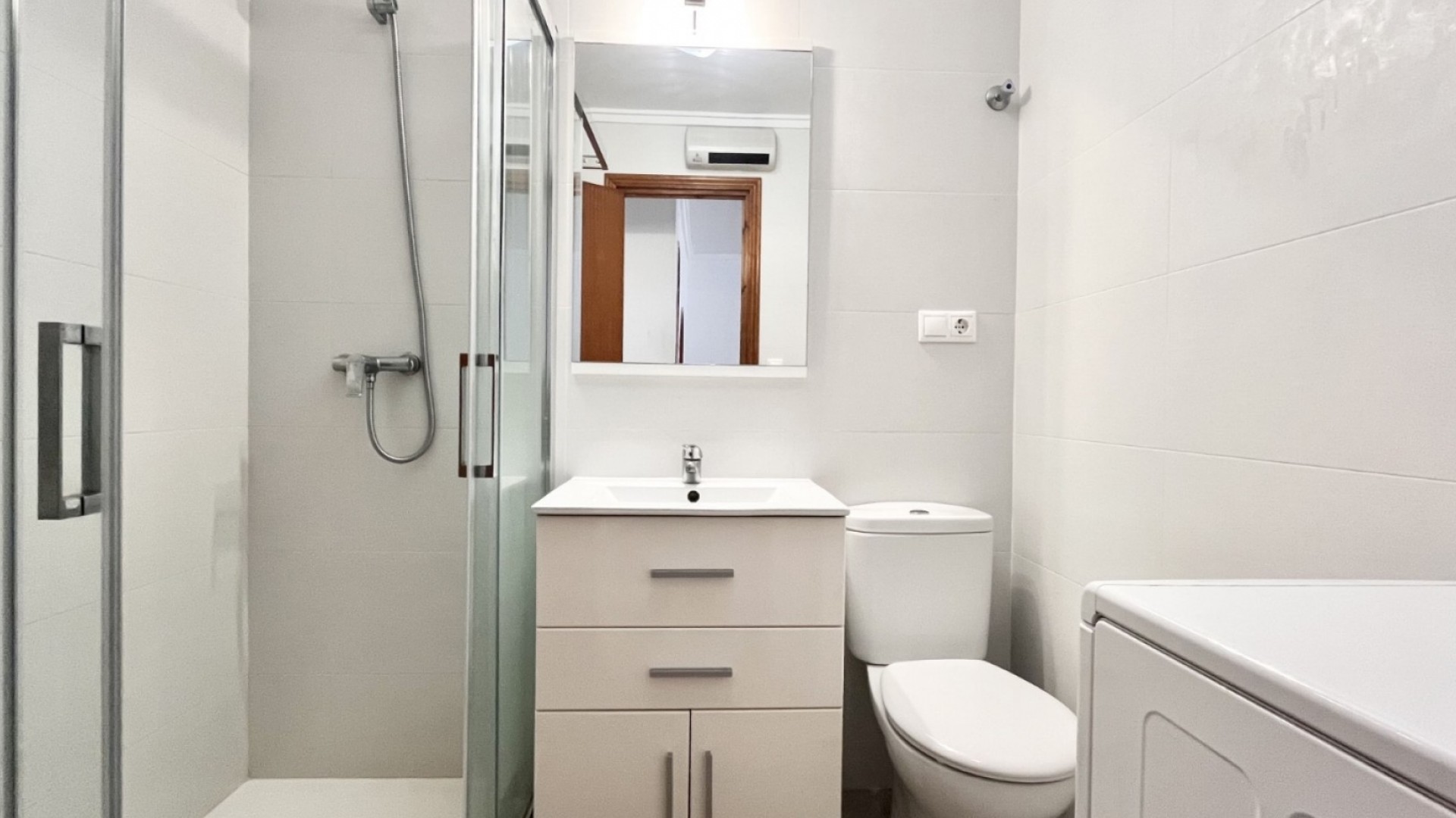 Venta - Casa de pueblo -
Torrevieja - La Siesta - El Salado -  Torreta