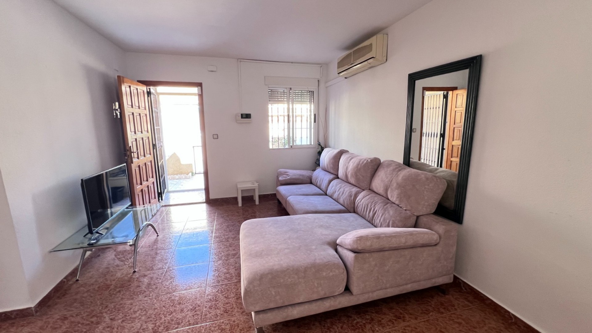 Venta - Casa de pueblo -
Torrevieja - La Siesta