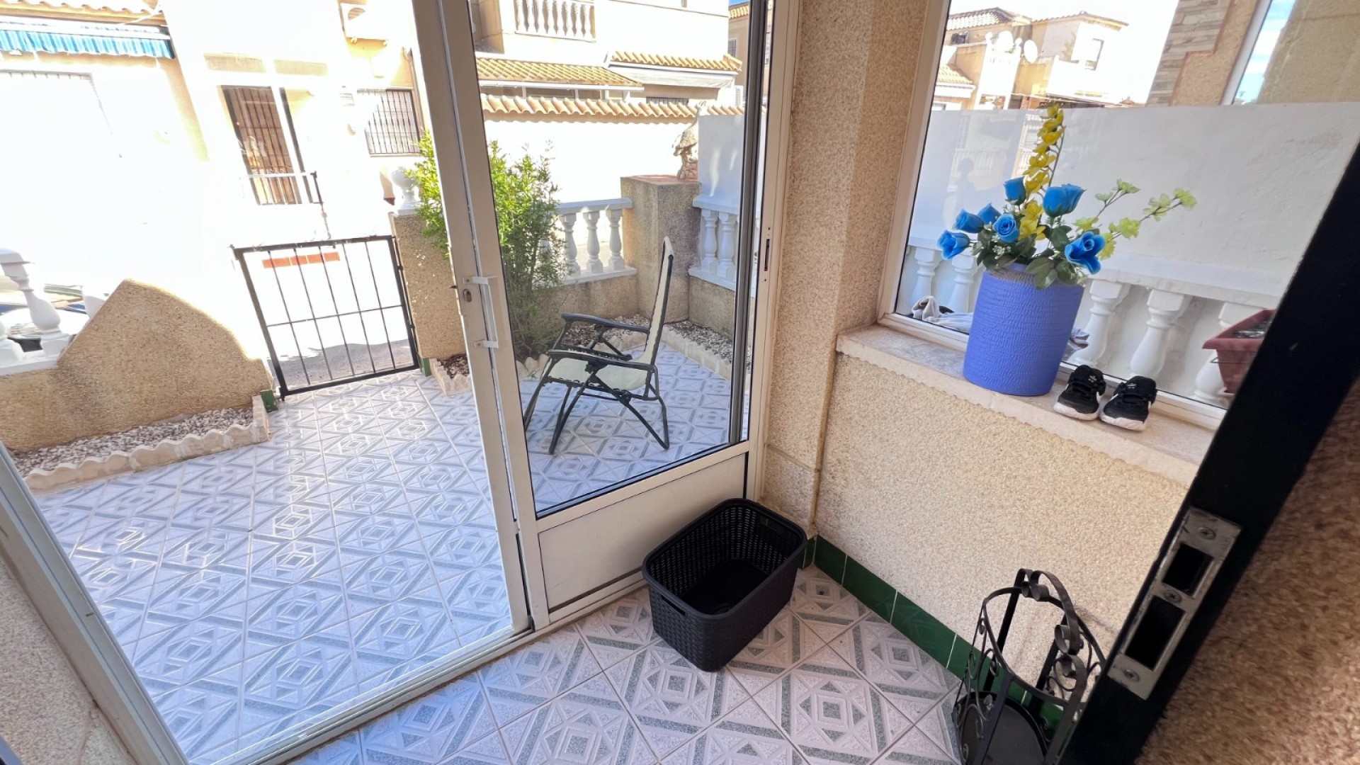 Venta - Casa de pueblo -
Torrevieja - La Siesta