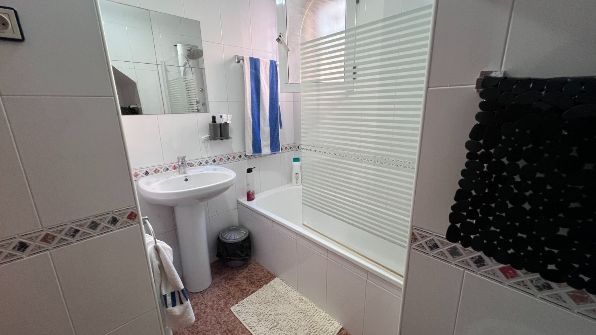 Venta - Casa de pueblo -
Torrevieja - La Siesta