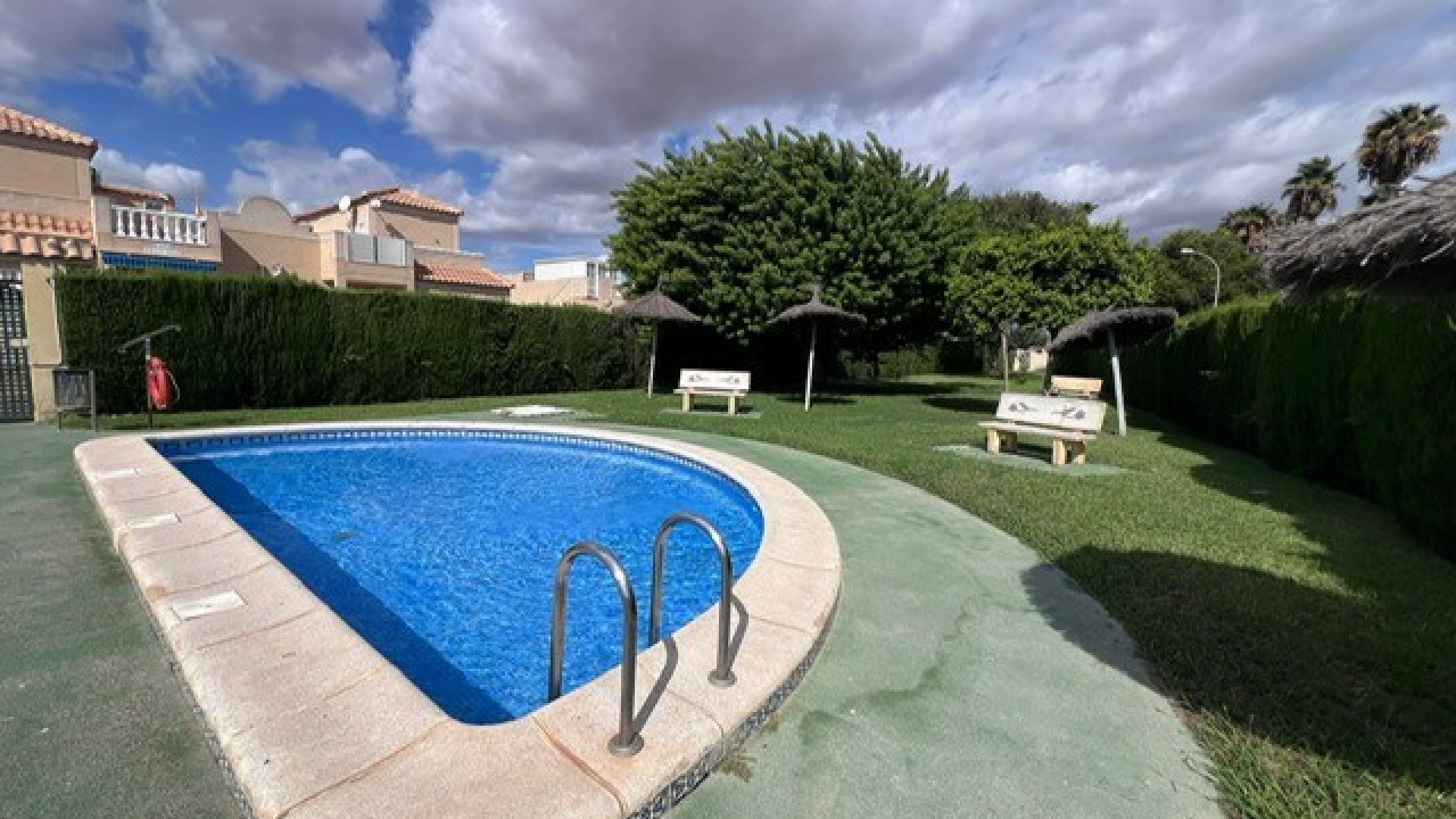 Venta - Casa de pueblo -
Torrevieja - La Siesta