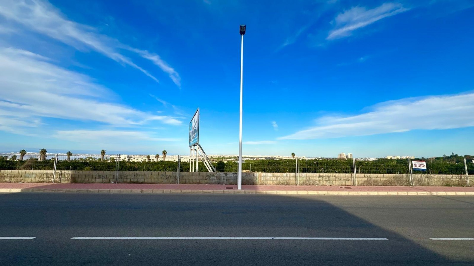 Venta - Casa de pueblo -
Torrevieja - La siesta