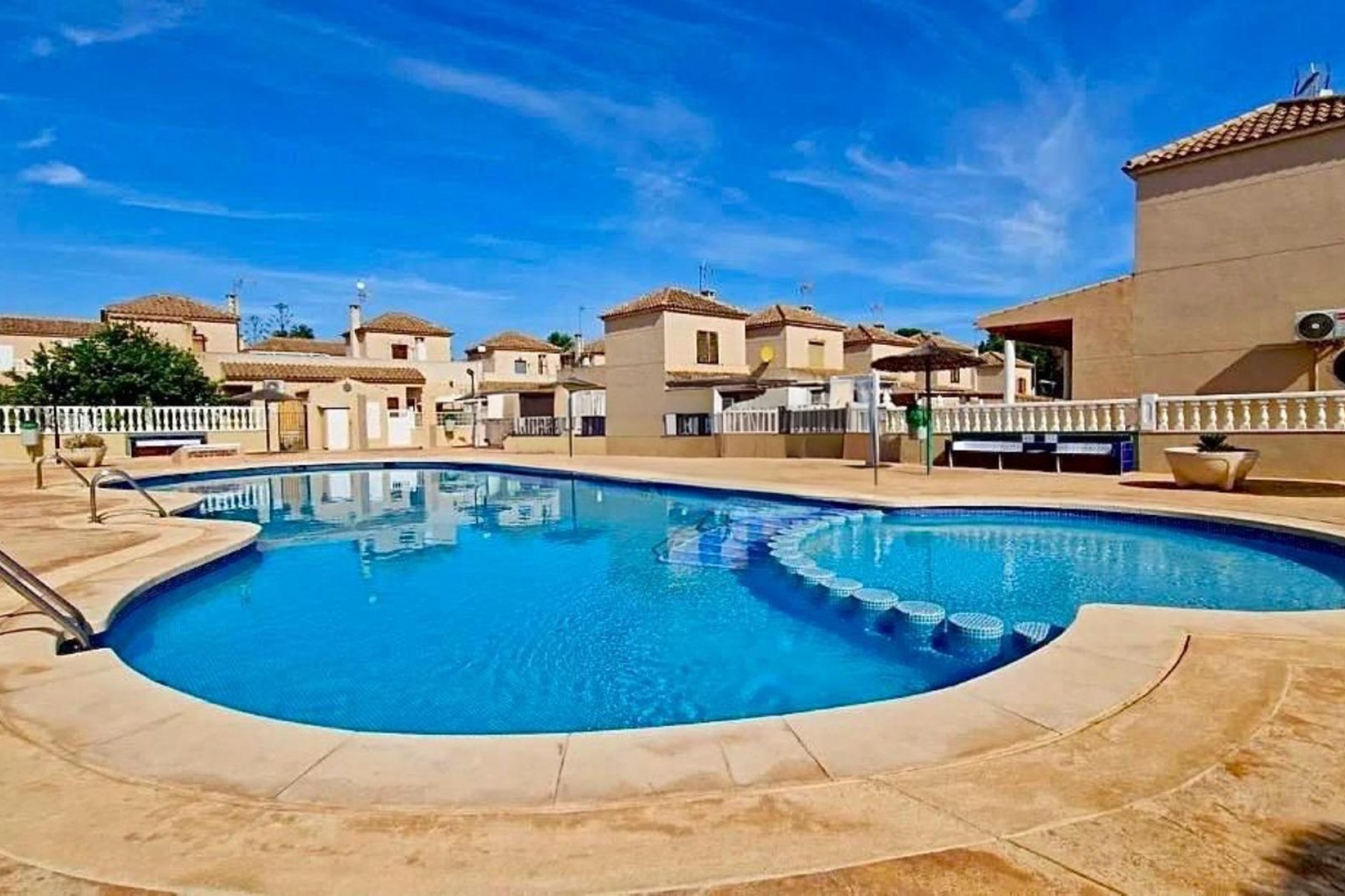 Venta - Casa de pueblo -
Torrevieja - Los Balcones - Los Altos del Edén