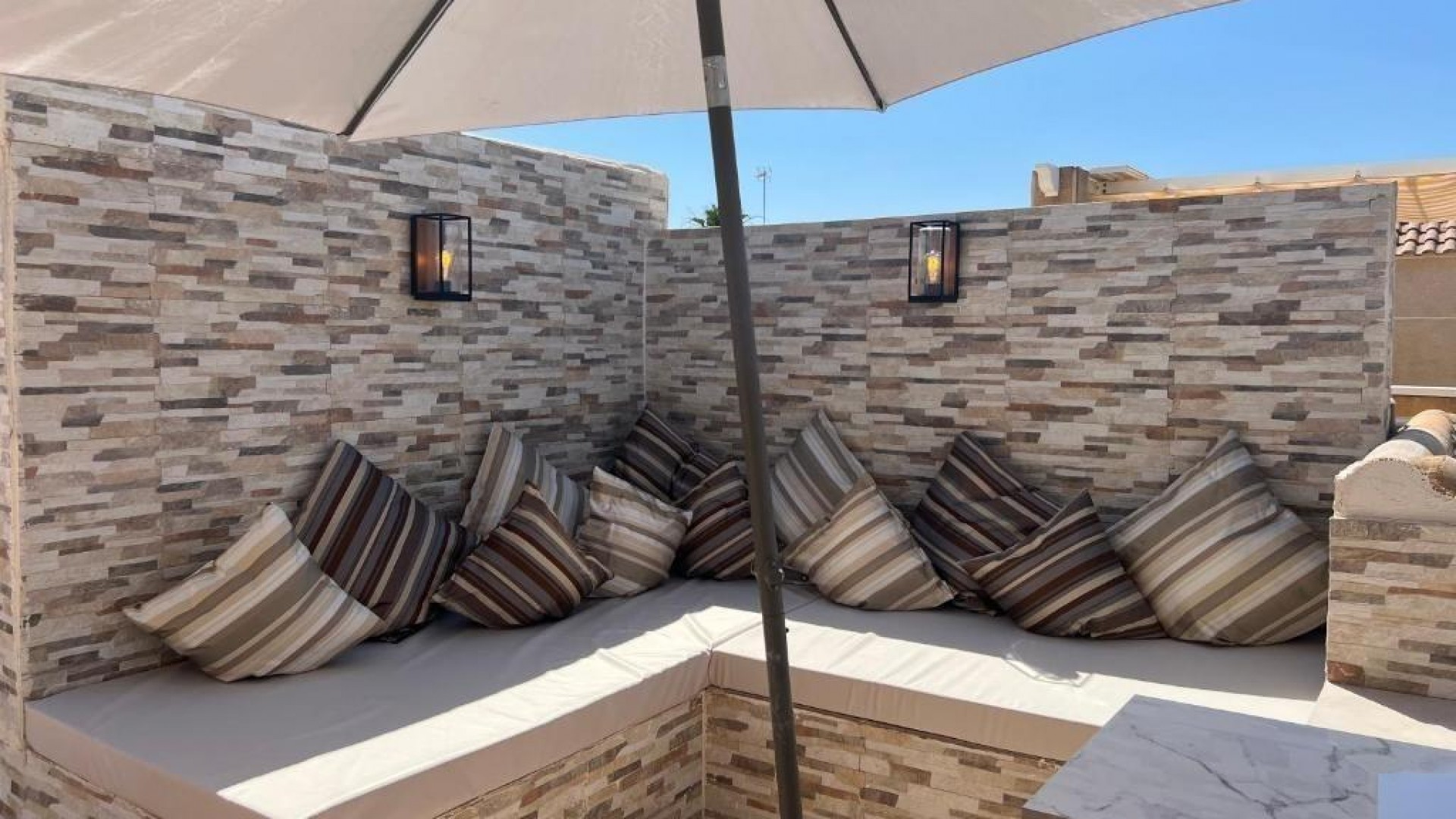 Venta - Casa de pueblo -
Torrevieja - Los balcones