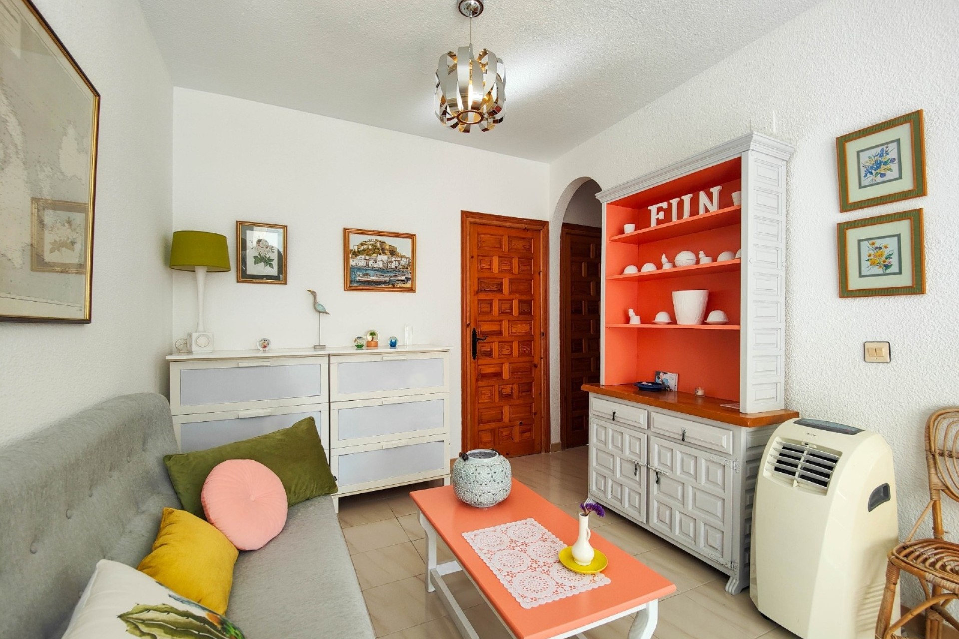 Venta - Casa de pueblo -
Torrevieja - Nueva Torrevieja