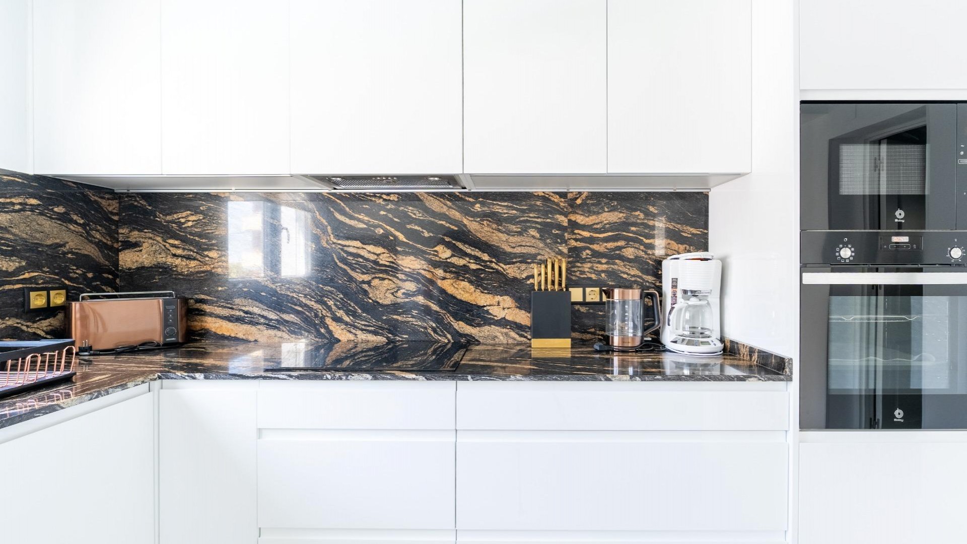 Venta - Casa de pueblo -
Torrevieja - Punta prima