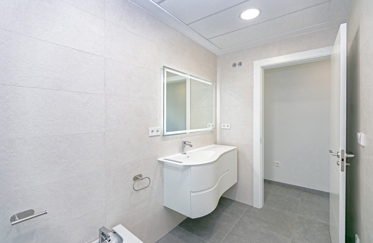 Venta - Casa de pueblo -
Torrevieja - Torreta - Salado