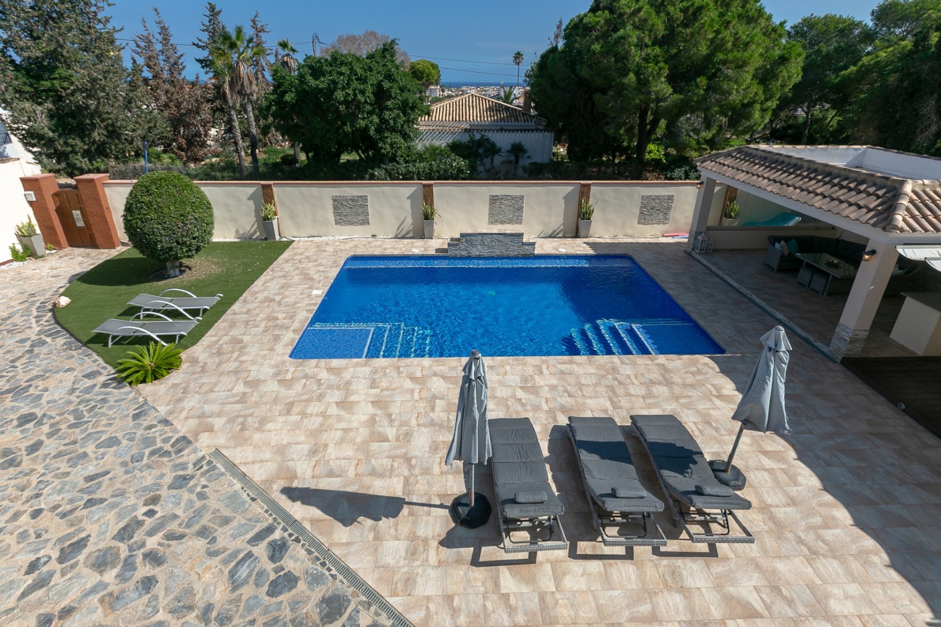 Venta - Casa de pueblo -
Torrevieja - Torreta - Salado
