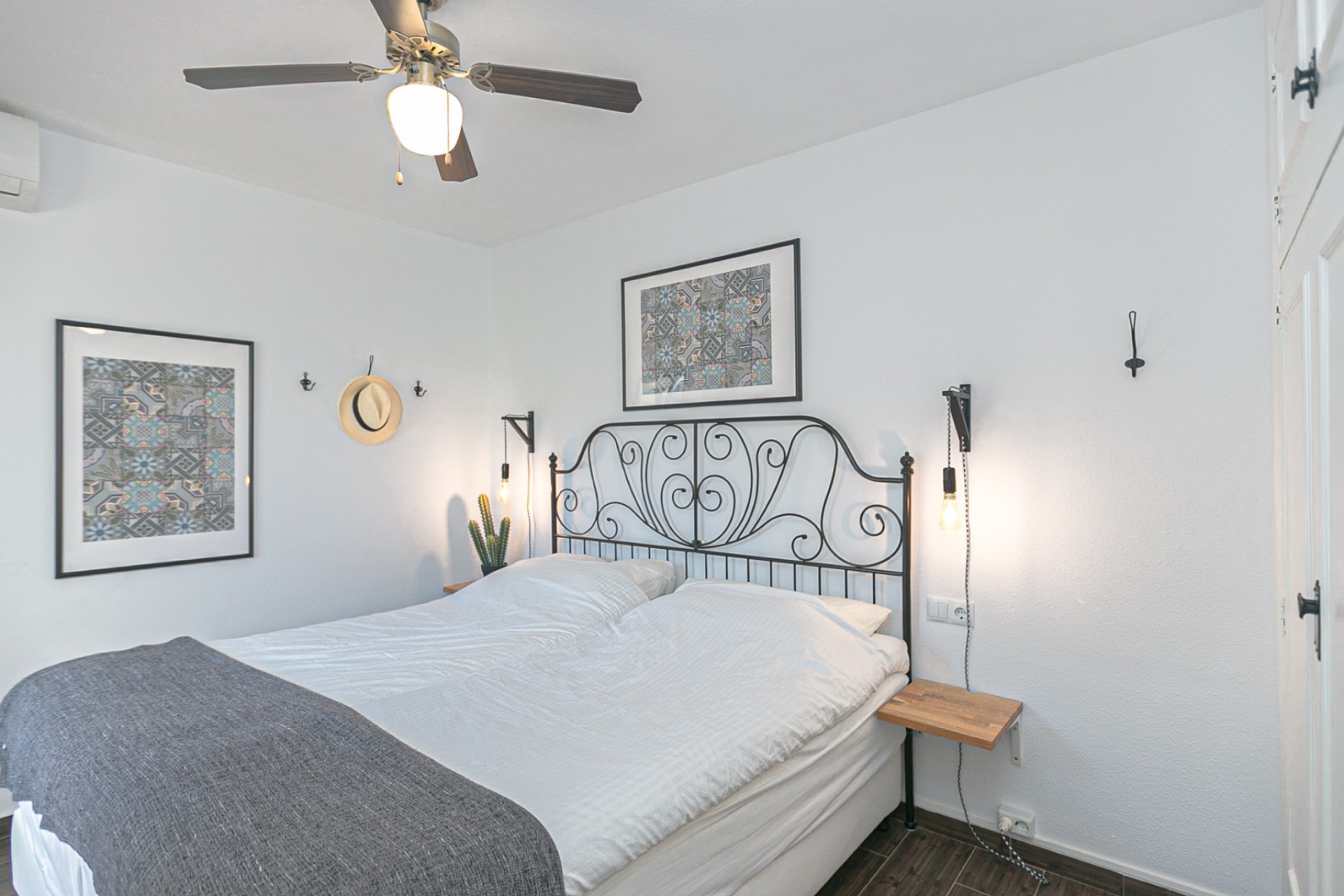 Venta - Casa de pueblo -
Torrevieja - Torretas