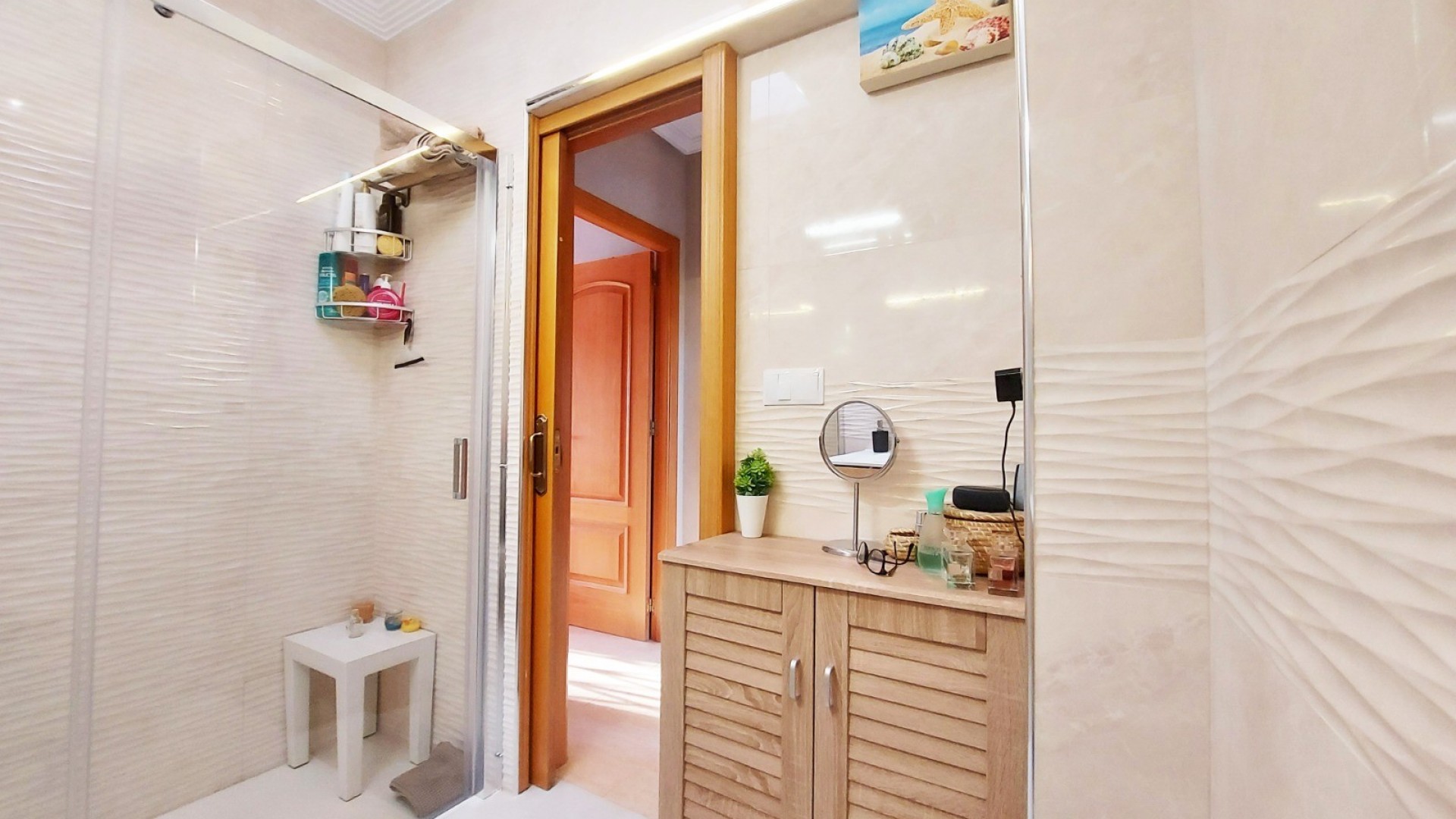 Venta - Casa de pueblo -
Torrevieja - Torrevieja Alicante