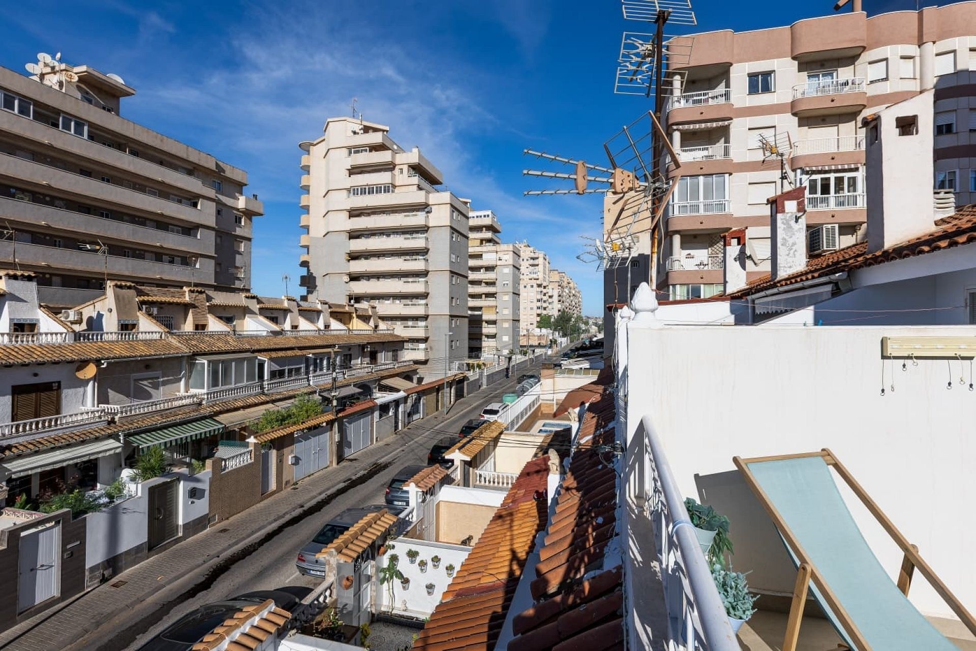 Venta - Casa de pueblo -
Torrevieja