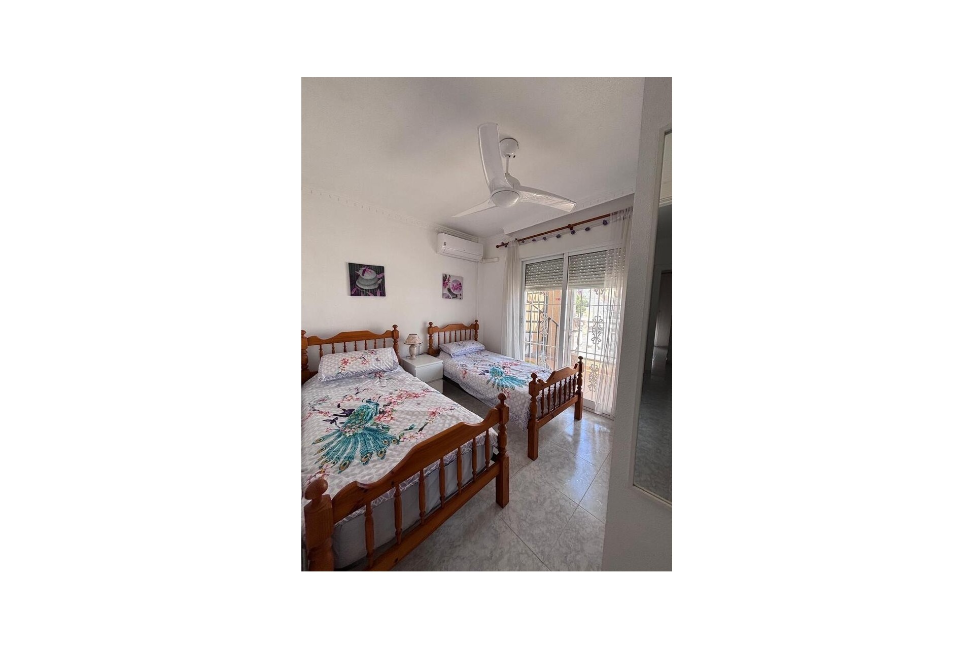 Venta - Casa de pueblo -
Villamartín - Costa Blanca