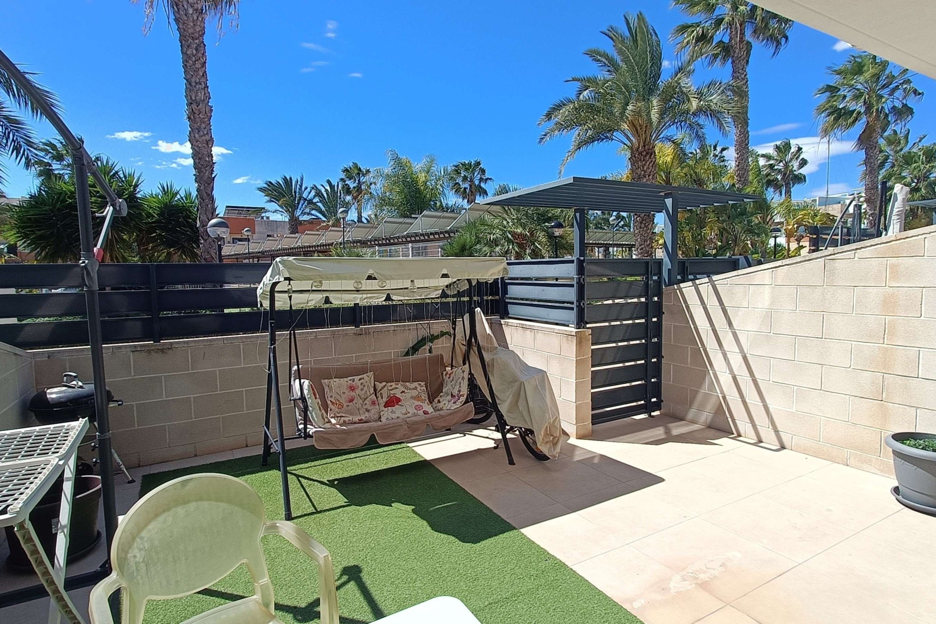 Venta - Casa de pueblo -
Villamartín - El Manantial