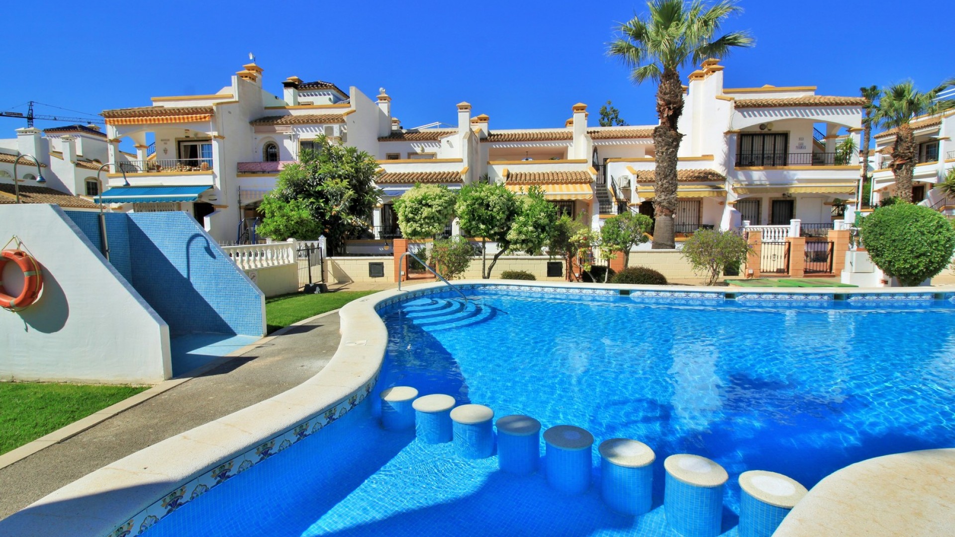 Venta - Casa de pueblo -
Villamartín - LOS DOLSES