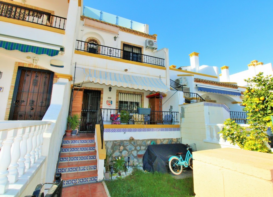 Venta - Casa de pueblo -
Villamartín - LOS DOLSES