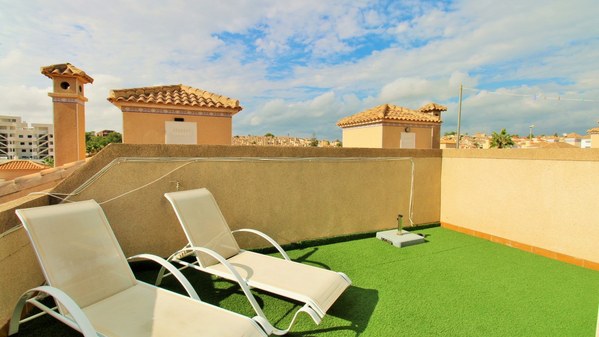 Venta - Casa de pueblo -
Villamartín