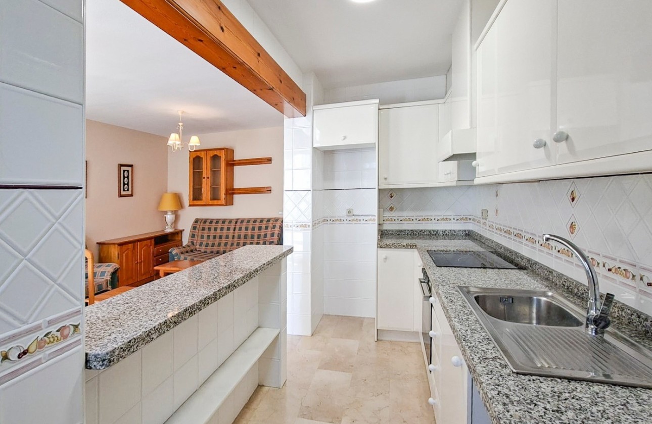 Venta - Casa de pueblo -
Villamartín