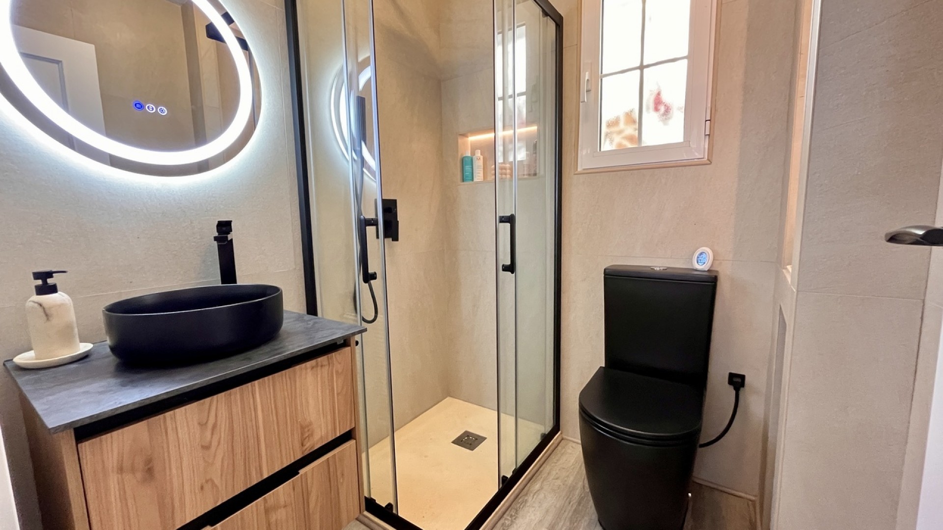 Venta - Casa de pueblo -
Villamartín