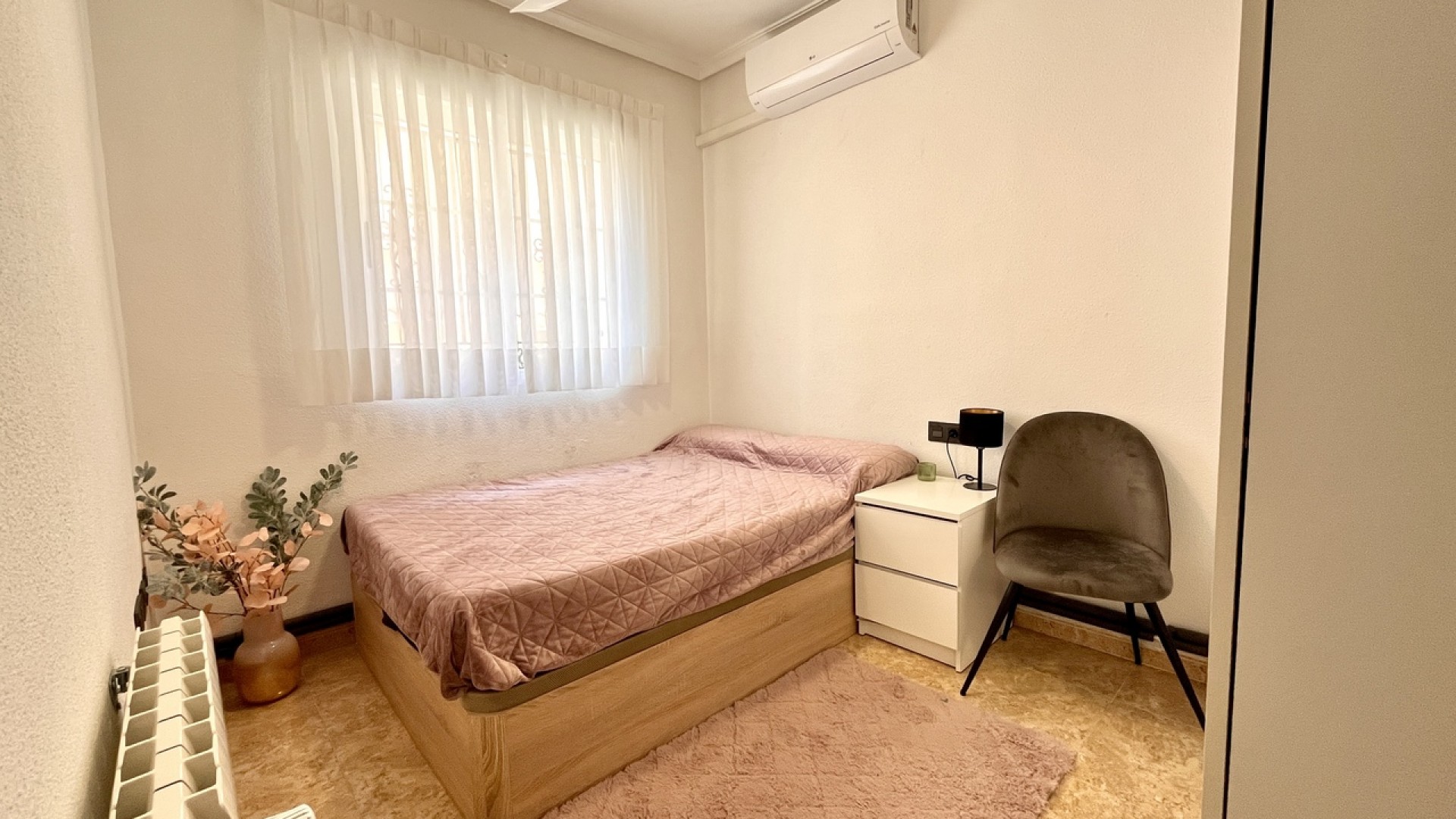 Venta - Casa de pueblo -
Villamartín