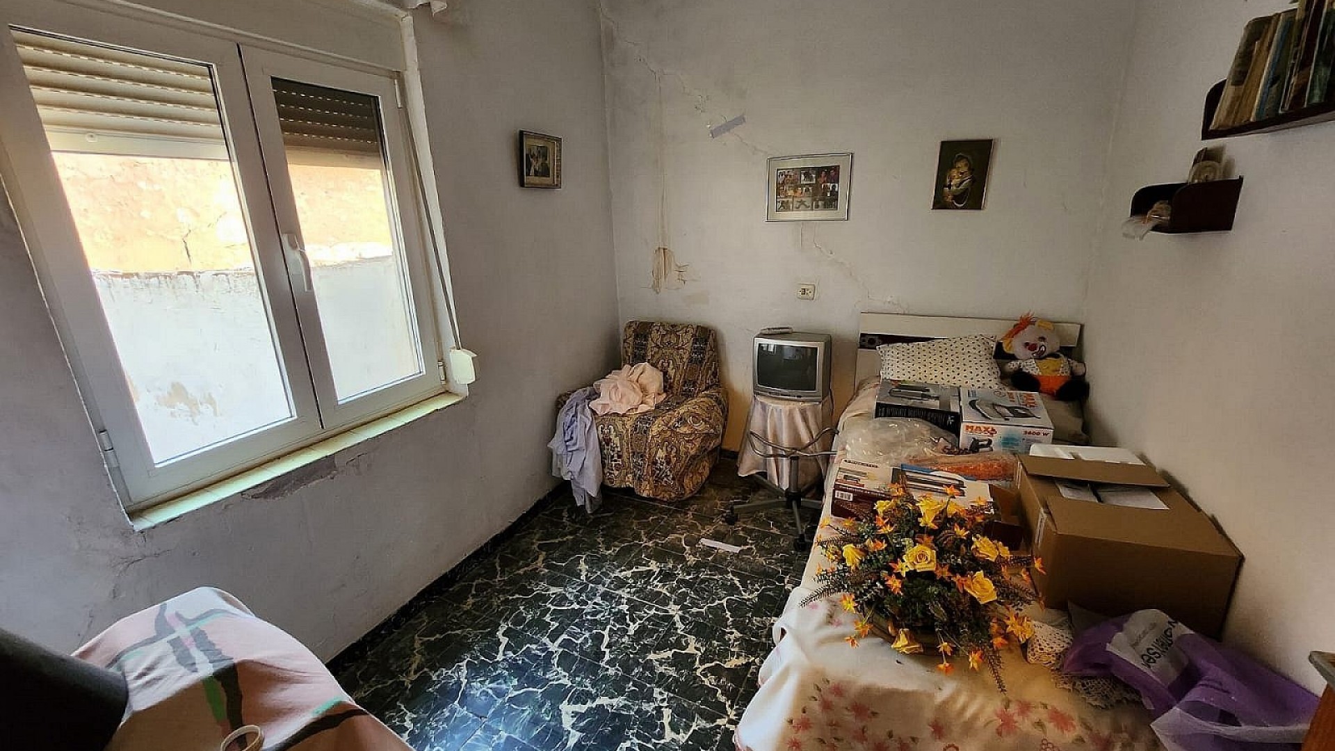 Venta - Casa de pueblo -
Villena