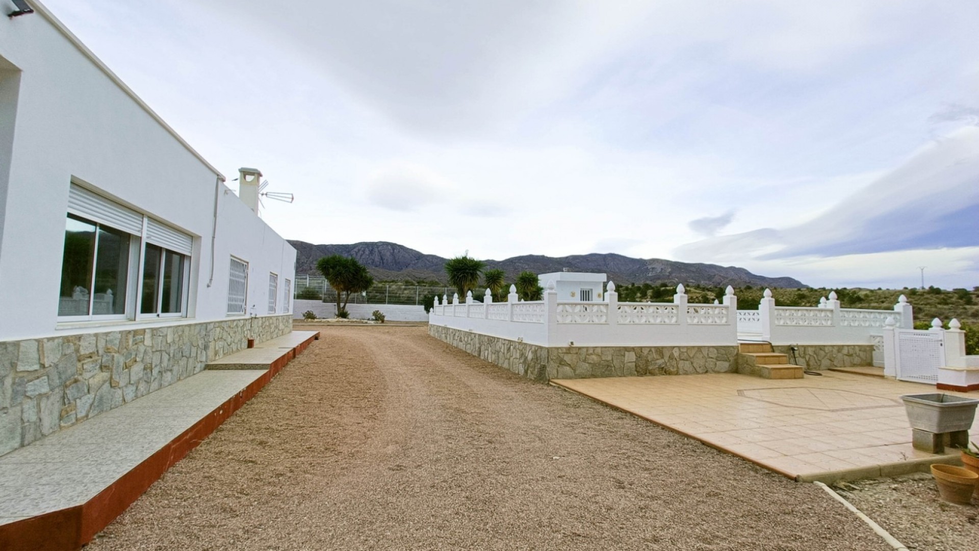 Venta - Chalet Independiente -
Albatera