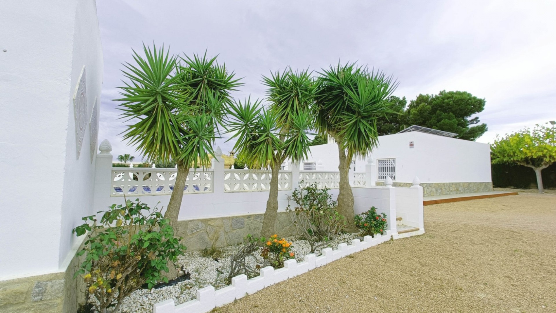 Venta - Chalet Independiente -
Albatera