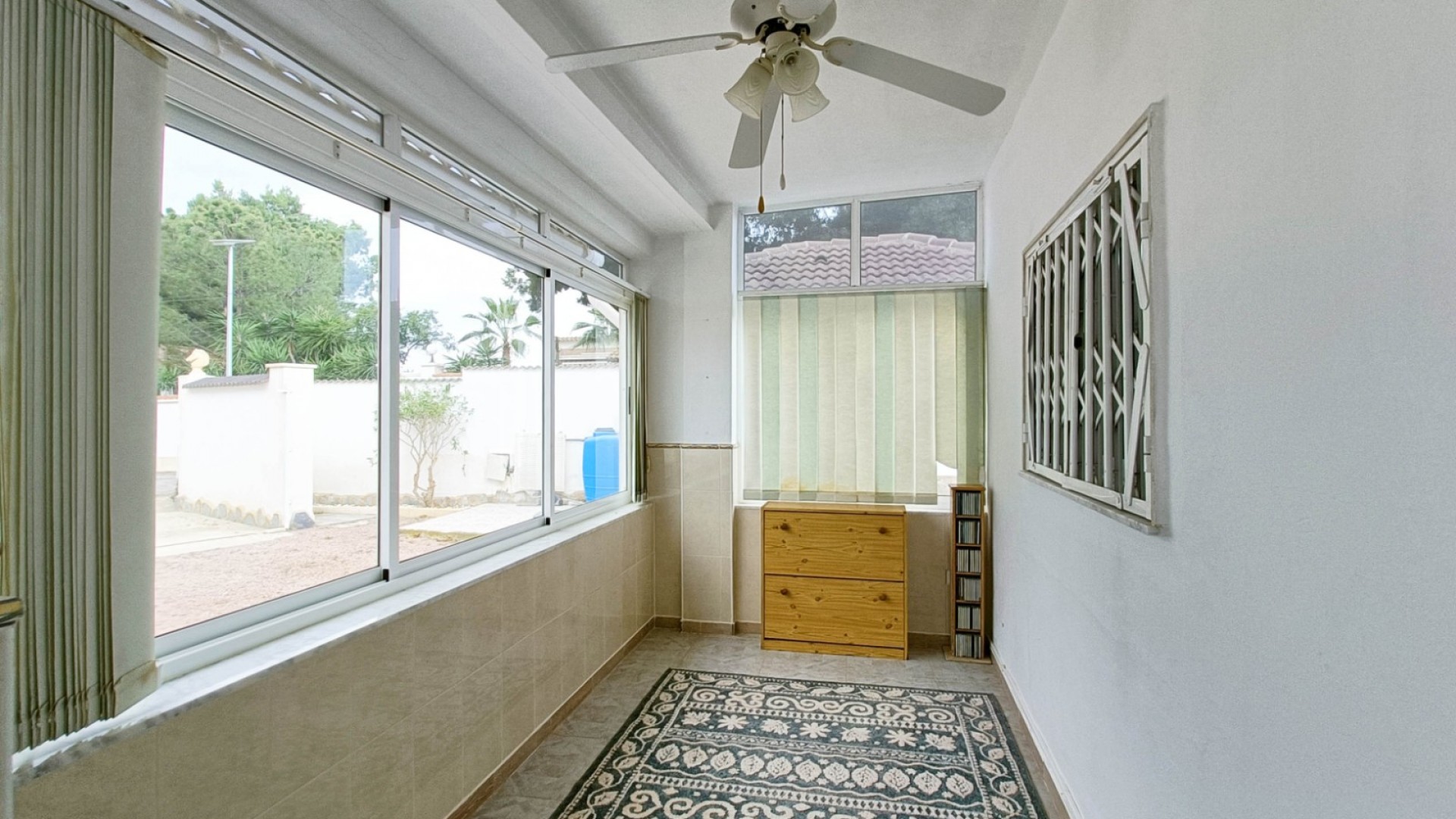 Venta - Chalet Independiente -
Albatera