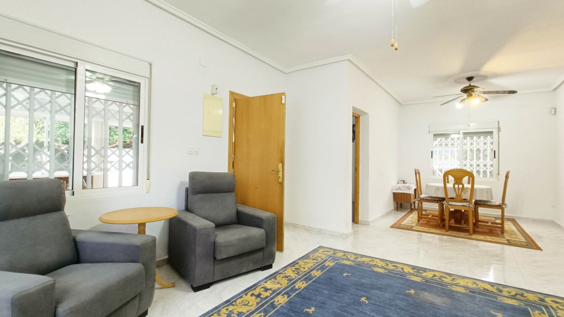 Venta - Chalet Independiente -
Albatera