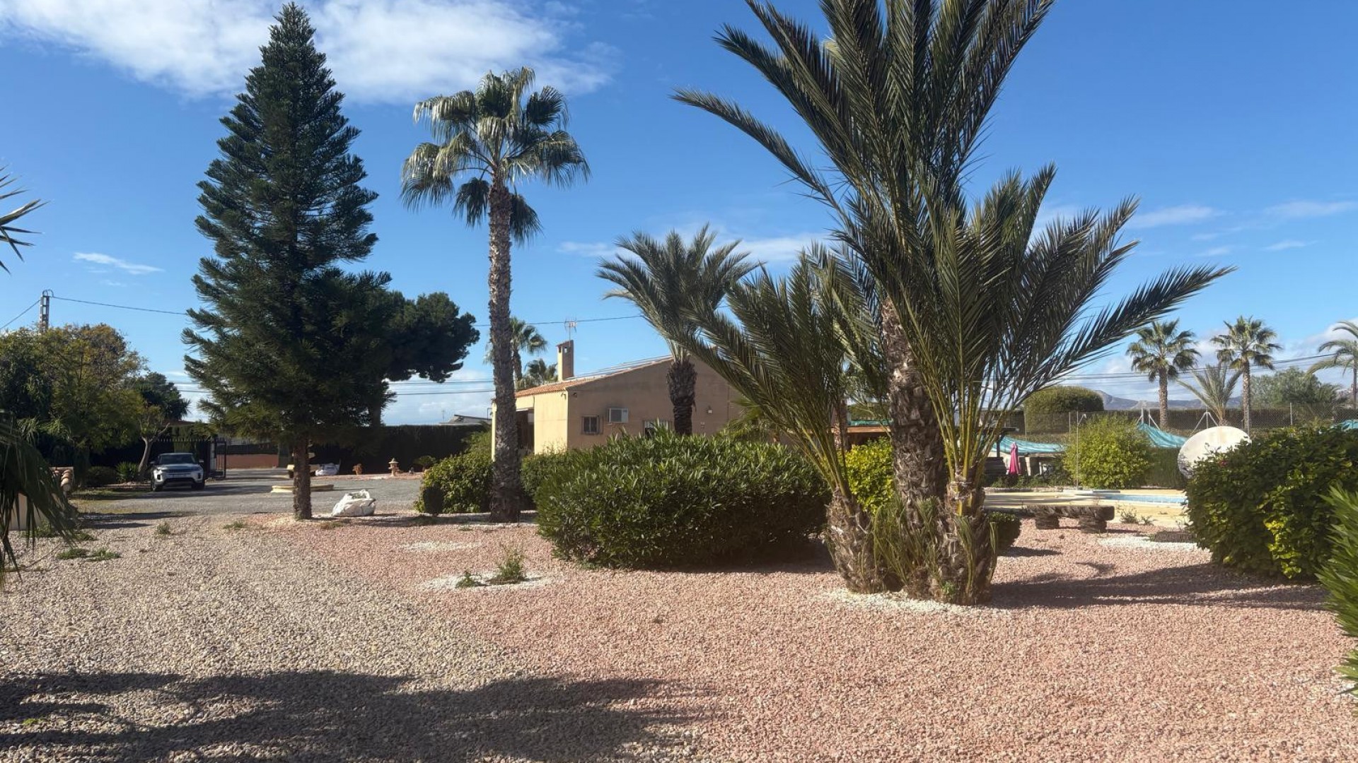 Venta - Chalet Independiente -
Albatera