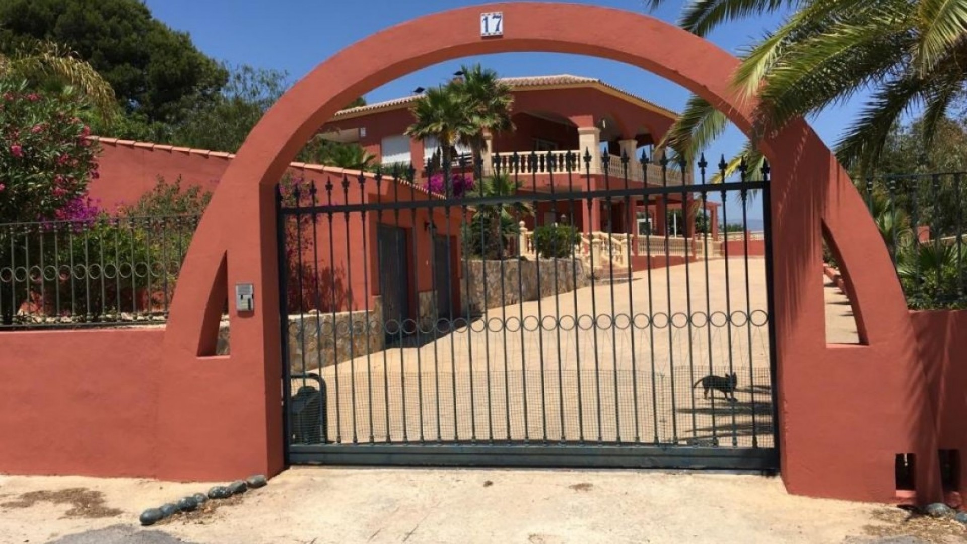 Venta - Chalet Independiente -
Alfaz del Pi - El Planet