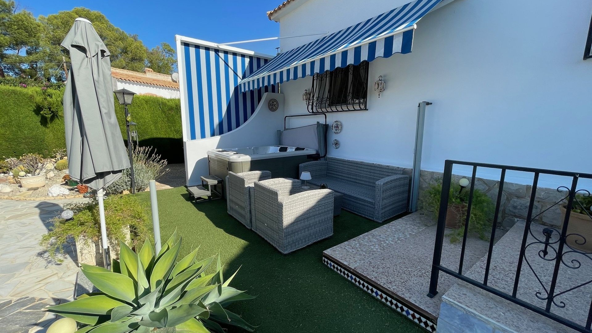 Venta - Chalet Independiente -
Alfaz del Pi - l'Alfas del Pi