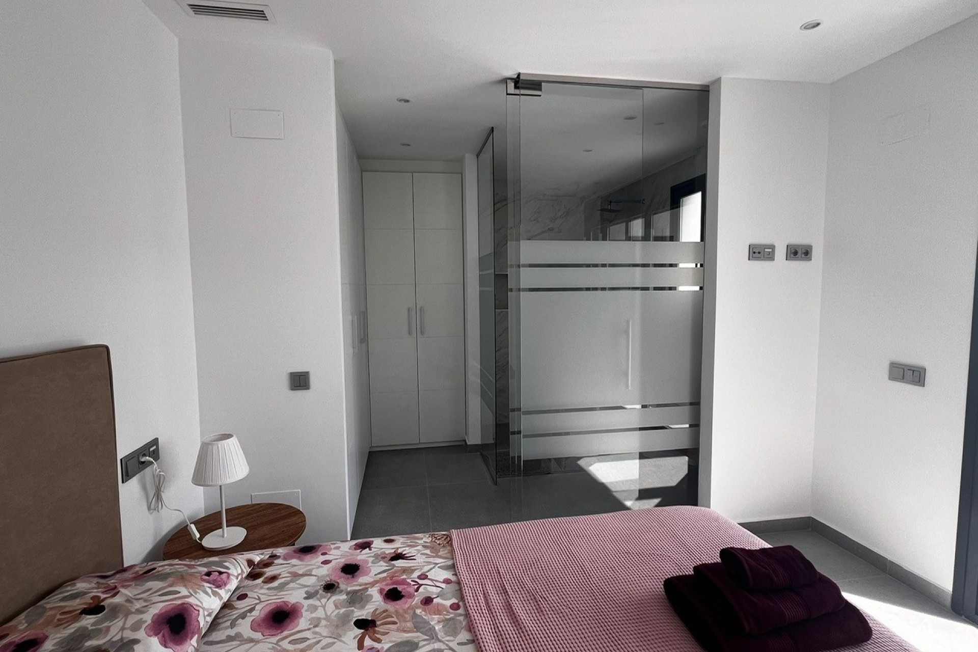 Venta - Chalet Independiente -
Algorfa - Inland