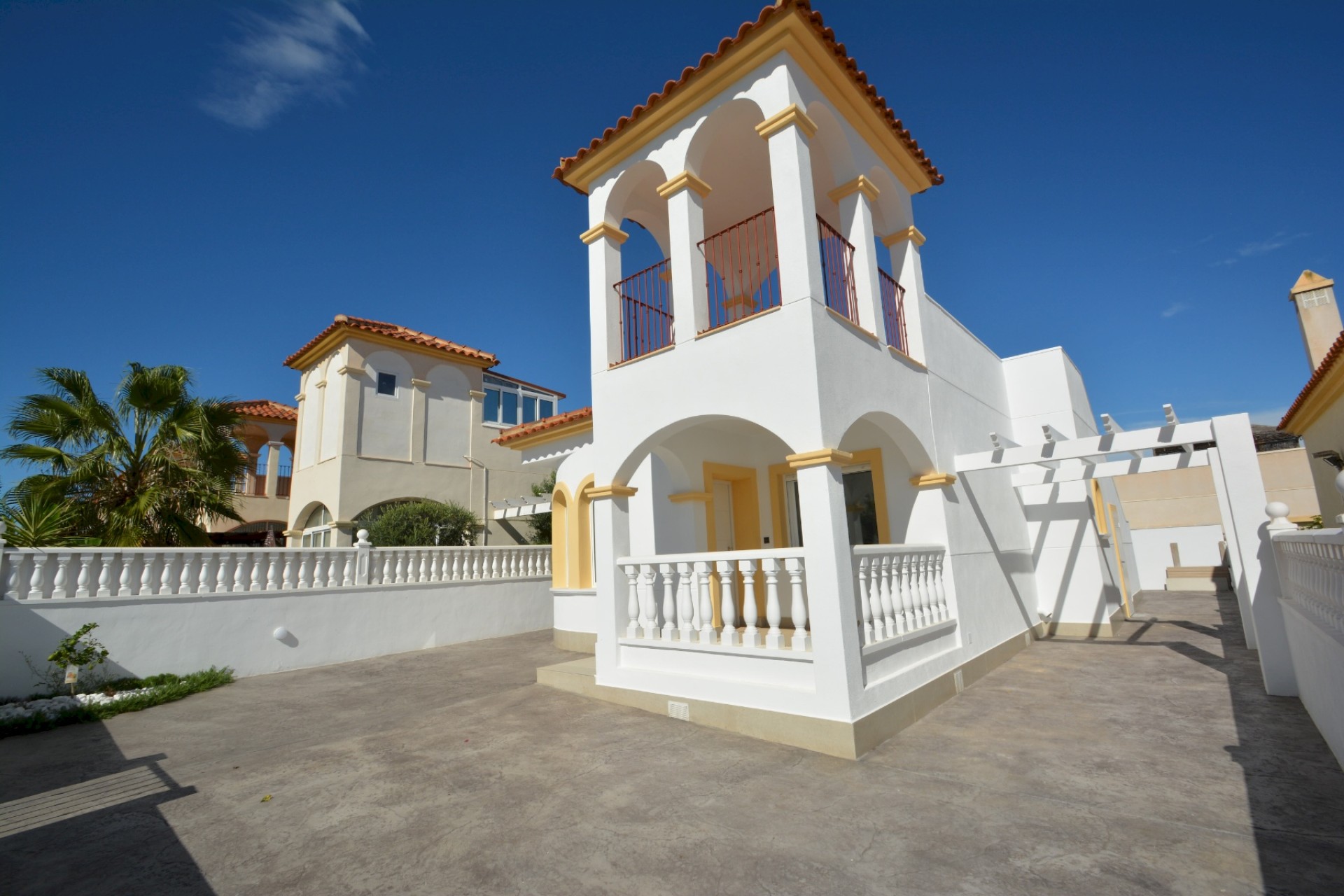 Venta - Chalet Independiente -
Algorfa - Inland
