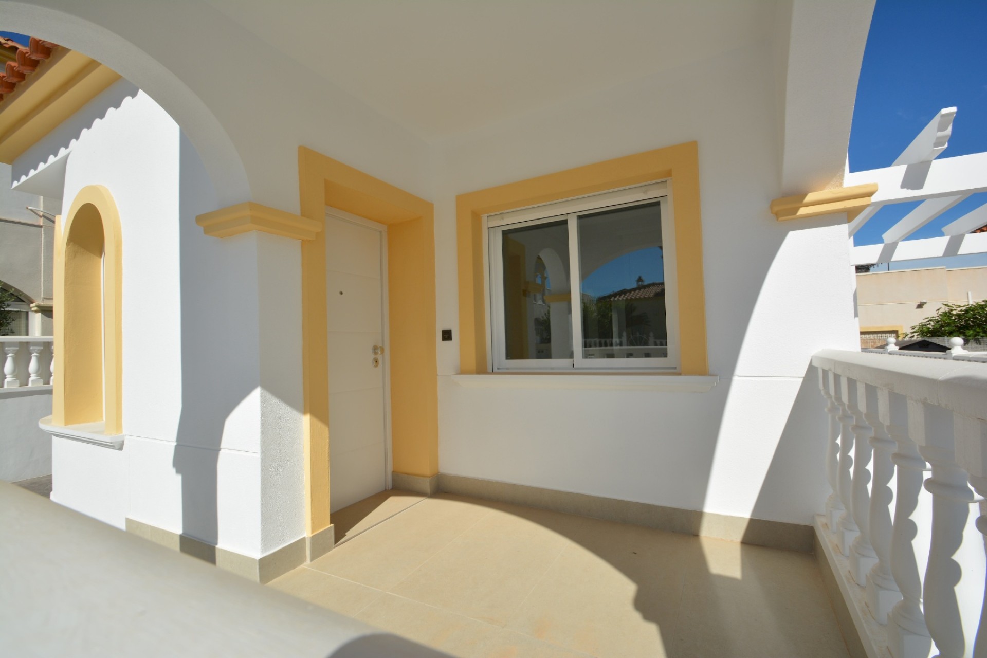 Venta - Chalet Independiente -
Algorfa - Inland