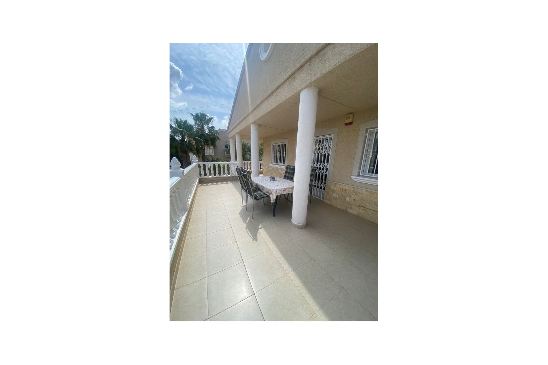 Venta - Chalet Independiente -
Algorfa - Inland