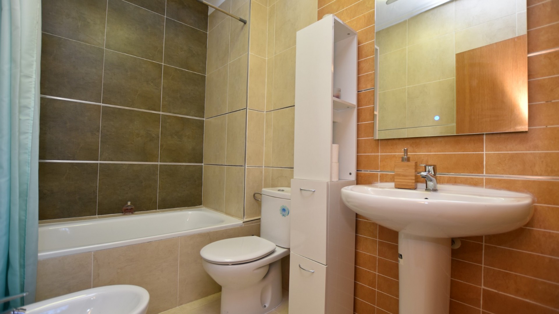 Venta - Chalet Independiente -
Algorfa - La Finca Golf Resort