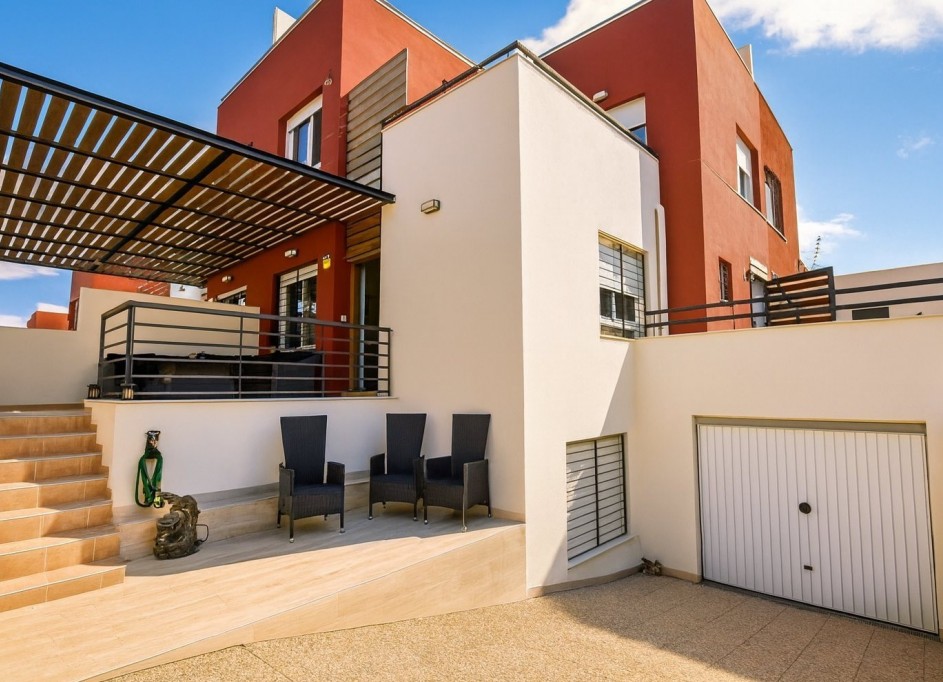 Venta - Chalet Independiente -
Algorfa - La Finca Golf Resort