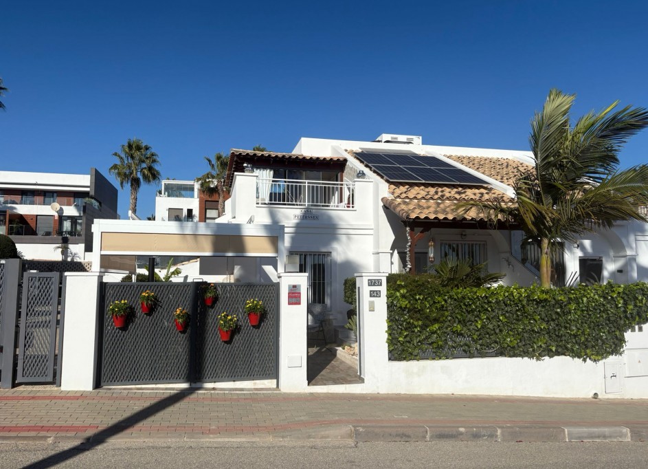 Venta - Chalet Independiente -
Algorfa - La Finca Golf