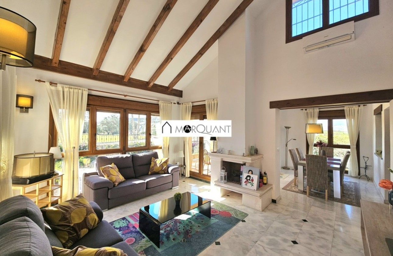 Venta - Chalet Independiente -
Algorfa - La Finca